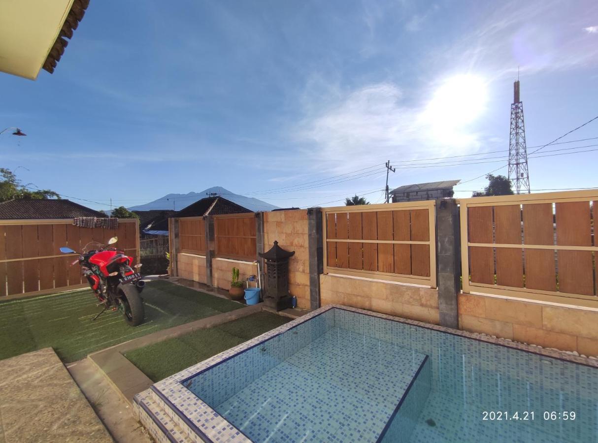 Puncak Pinus And Pool Batu (East Java) Exterior foto