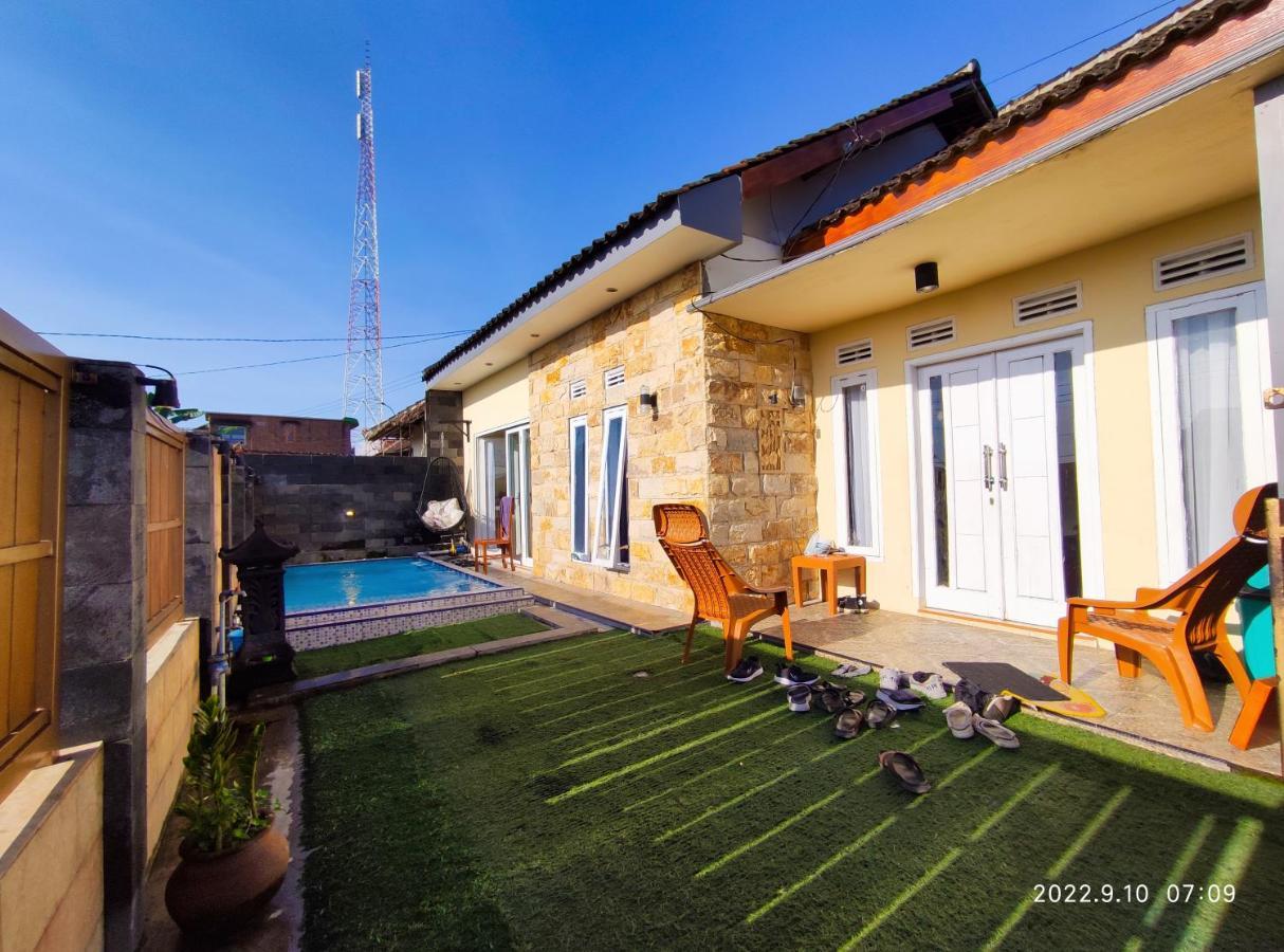 Puncak Pinus And Pool Batu (East Java) Exterior foto