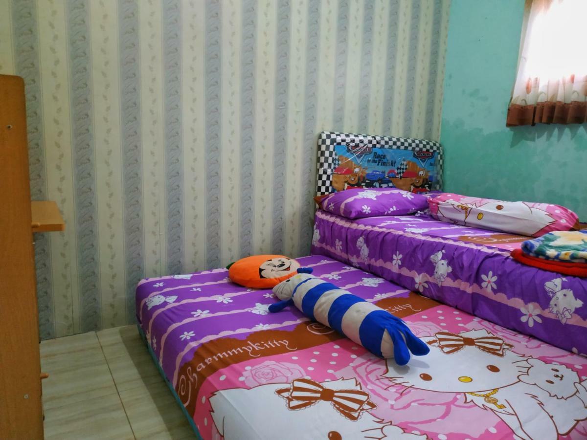 Puncak Pinus And Pool Batu (East Java) Exterior foto